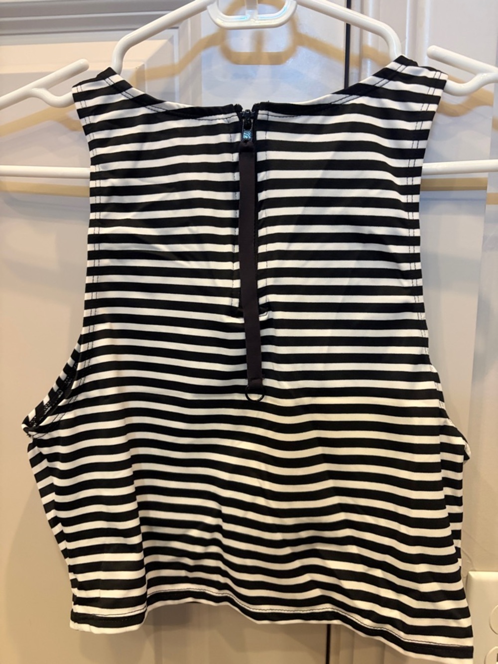 Beach Betty Striped Black & White Crop Tank Swim Top - Picture 2 of 3